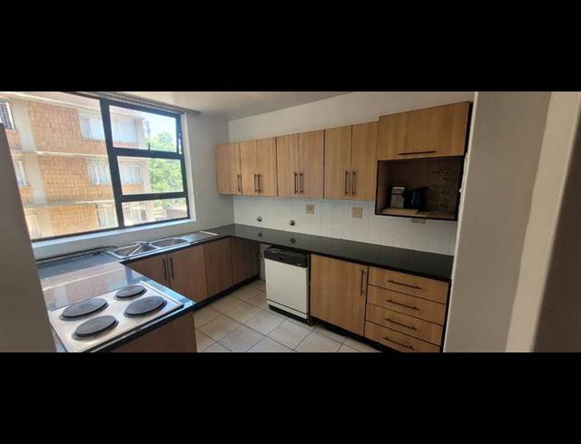 3 BEDROOM APARTMENT FOR SALE IN SUNNYSIDE